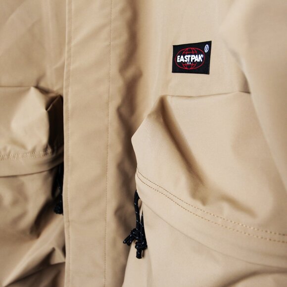 BNWT SS22 UNDERCOVER x EASTPAK NYLON COAT 3 - Picture 9 of 15